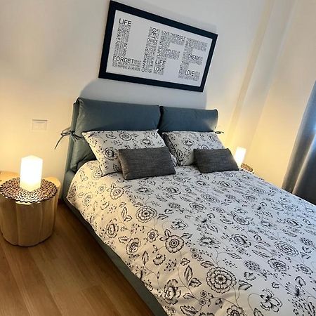 Mandi Mandi Cavour Apartment อูดิเน ภายนอก รูปภาพ